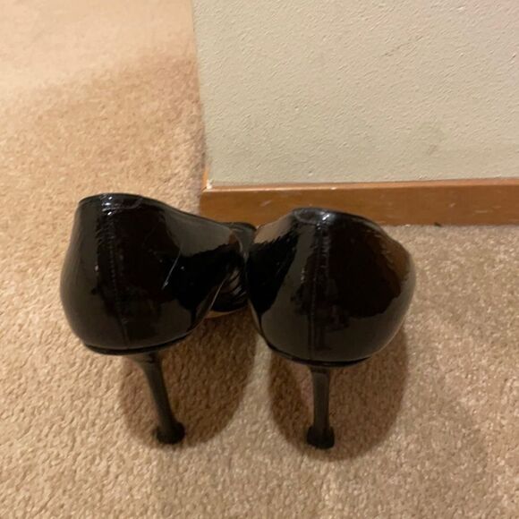 JIMMY CHOO Peep Toe Patent Leather Pumps - Picture 4 of 13